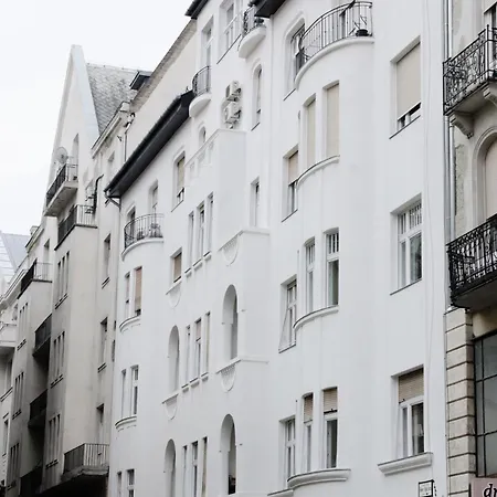 Apartmán Luxury By Hi5 - Location 3-br