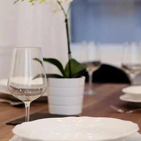 Apartmán Luxury By Hi5 - Location 3-br