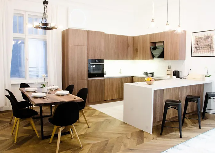 Luxury By Hi5 - Location 3-br