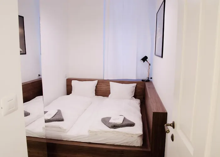 Luxury By Hi5 - Location 3-br *