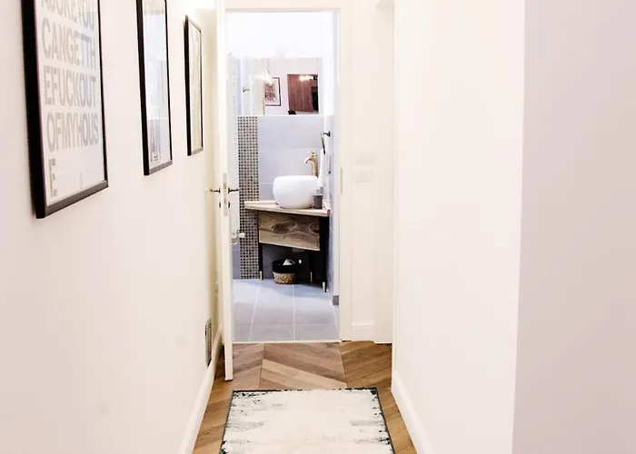 Luxury By Hi5 - Location 3-br Apartmán *