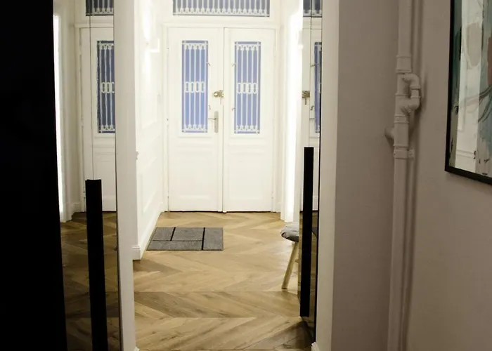 Apartmán Luxury By Hi5 - Location 3-br