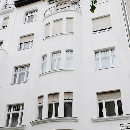 Luxury By Hi5 - Location 3-br Lejlighed *