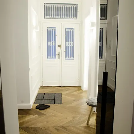 Luxury By Hi5 - Location 3-br *