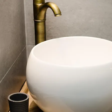 Luxury By Hi5 - Location 3-br Budapest